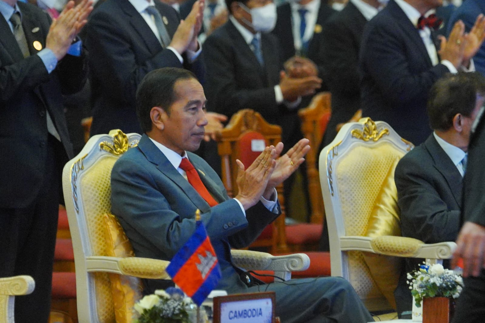 Presiden Jokowi menyampaikan beberapa harapan saat ditunjuk menjadi Ketua ASEAN 2023